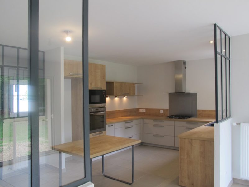 Cuisine en bois naturel